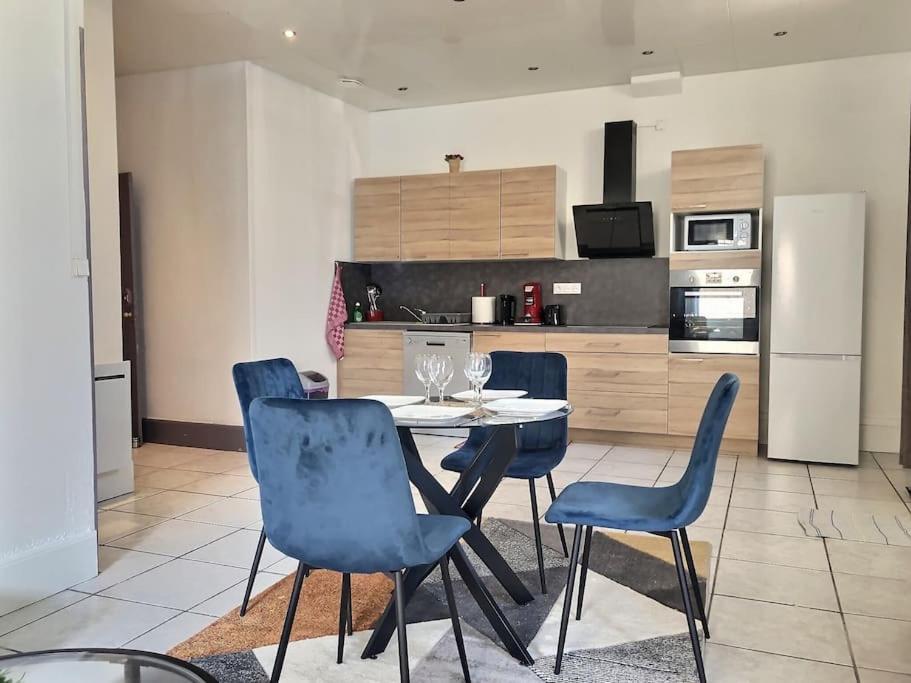 Appartement Elegant Et Confortable Cote Gare Ambérieu-en-Bugey Eksteriør billede
